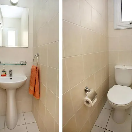 Iris Village 2 Bedroom / 2 Bathroom Townhouse *